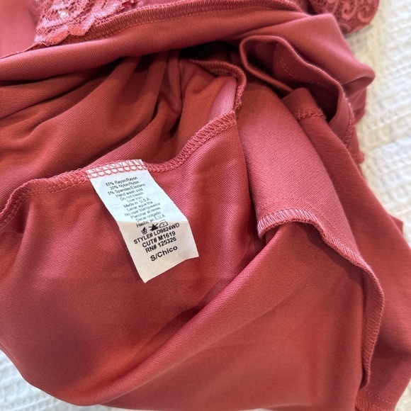 Dark pink/deep dusty rose lace back v neck dress #ALine #lacedress size s - Picture 6 of 7